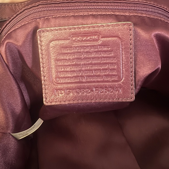 Coach Maroon Shoulder Bag with Structured Design and Metallic Hardware - Picture 8 of 10